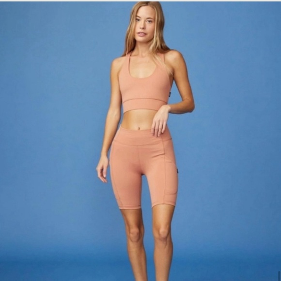 Monrow womens active wear bike shorts color tan light pink size small. - Picture 1 of 1